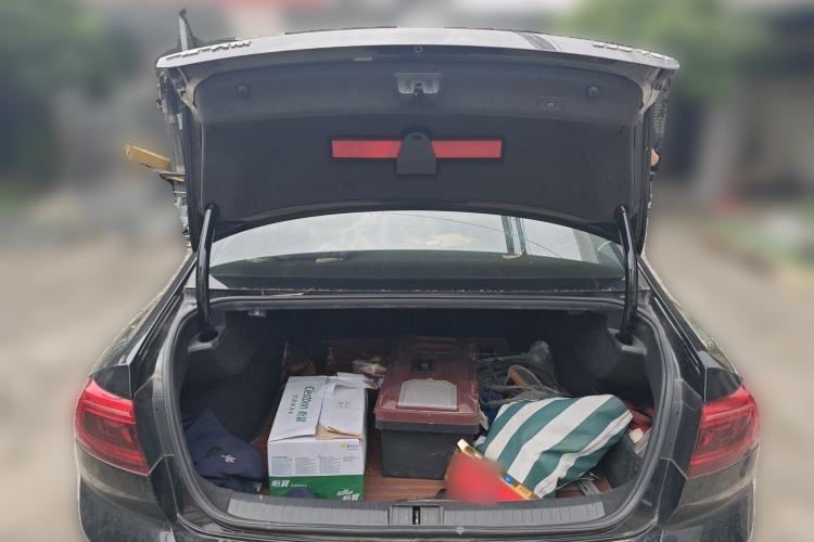 Used Volkswagen Magotan 2020 330TSI DSG Luxury Edition Trunk