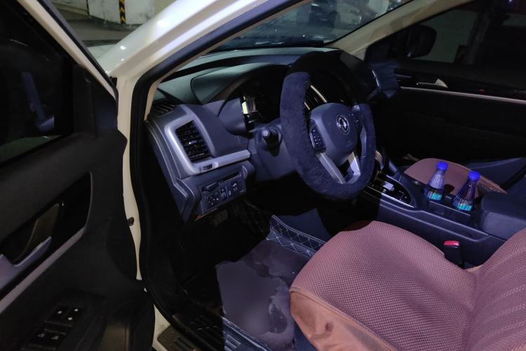 Used Dongfeng Aeolus AX7 2015 2.0L Automatic Zhiyi Trim