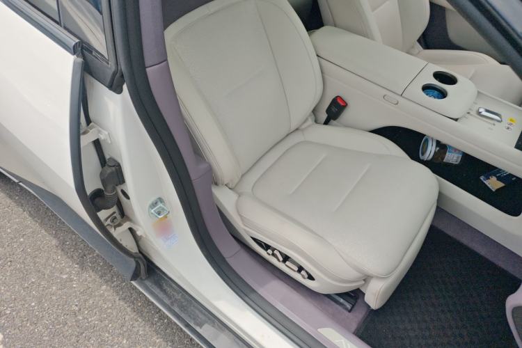 Used Avatr 06 2025 Max All-Electric Version
