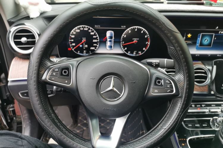 Used Mercedes-Benz E-Class 2016 E 200 L
