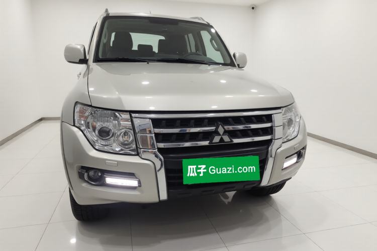 Used Mitsubishi Pajero 2019 3.0L Automatic Comfort Edition