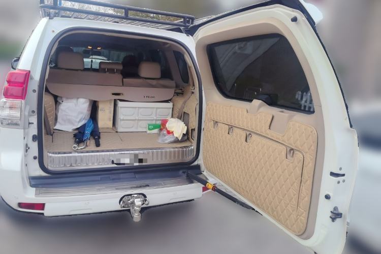 Used Toyota Prado 2010 4.0L Automatic TX-L Trunk