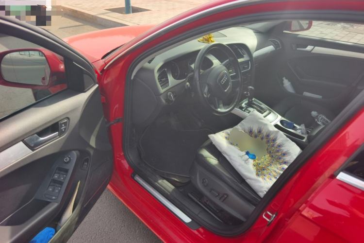 Used Audi A4L 2012 2.0 TFSI automatic standard version