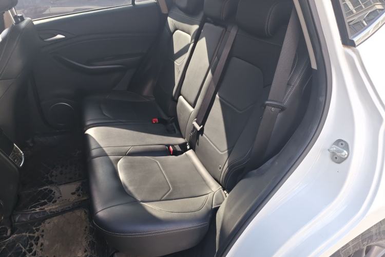 Used BYD Song 2021 Classic Edition 1.5T Manual Luxury Model Left Rear Seat