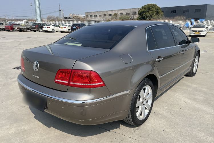 Used Volkswagen Phaeton 2012 3.0L Executive Version
