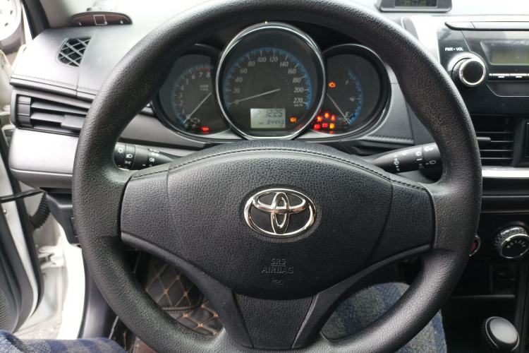 Used Toyota YARiS L Zhi Xuan 2016 Revised 1.5E CVT Charming Edition Steering Wheel