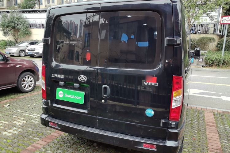 Used SAIC MAXUS Xintu V80 2023 2.0T Manual Classic Aoyuntong Short Wheelbase Ultra-Low Roof 7/8/9-Seater