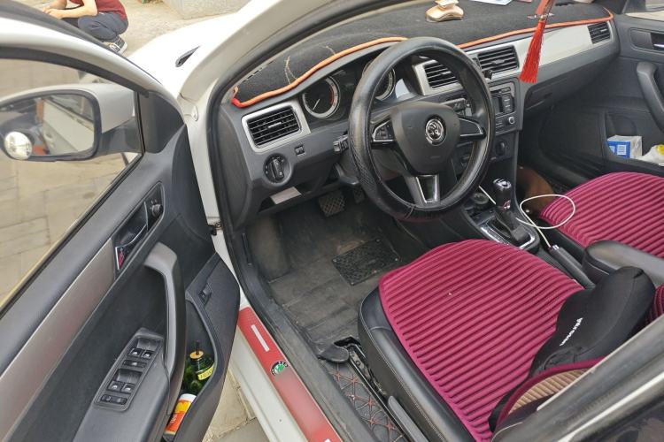 Used Skoda Rapid 2019 1.5L Automatic Comfort Edition China VI Standard Driver Seat