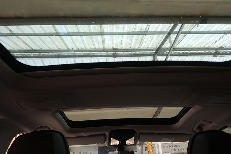 Used BMW 5 Series 2022 Second Facelift 530Li Luxury Edition Premium Package Headliner