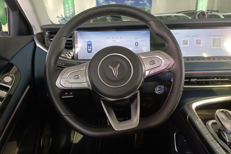 Used VOYAH FREE 2022 Four-Wheel Drive Ultra-Long Range Pure Electric Version
