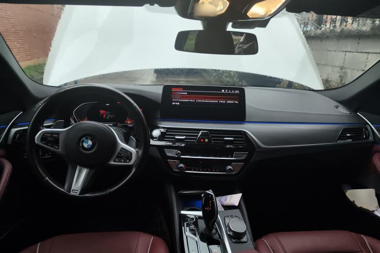 Used BMW 5 Series 2021 Facelifted 530Li Leading Edition M Sport Package
