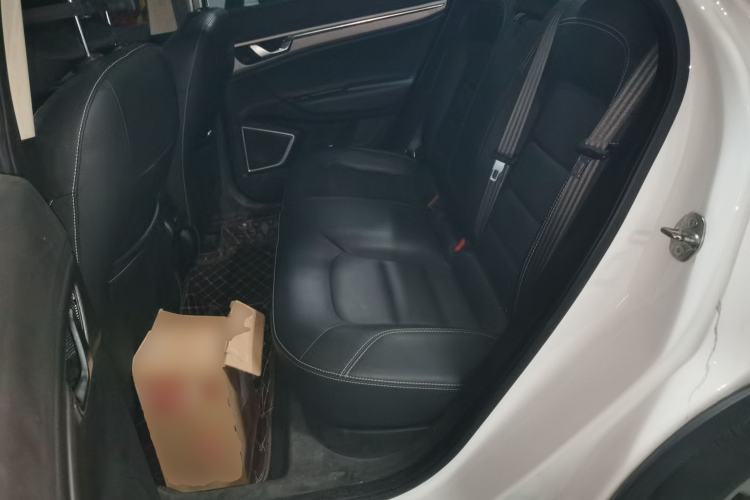 Used Geely Auto Emgrand GS 2017 Sport Edition 1.3T Automatic Smart Connectivity Model Left Rear Seat