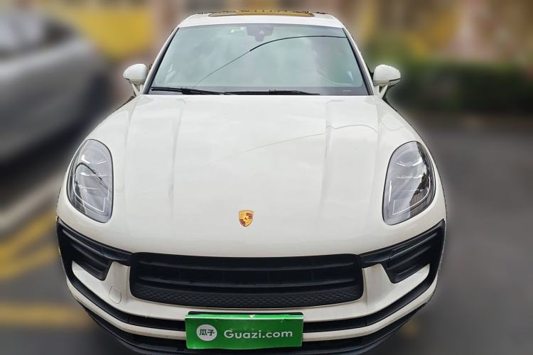 Used Porsche Macan 2024 Macan 2.0T Front