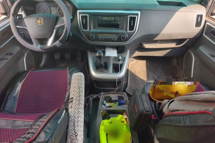 Used Jinbei Hiace King 2021 2.0L Business King Series Comfort Edition Standard Top 9-Seater 1TZS Center Console