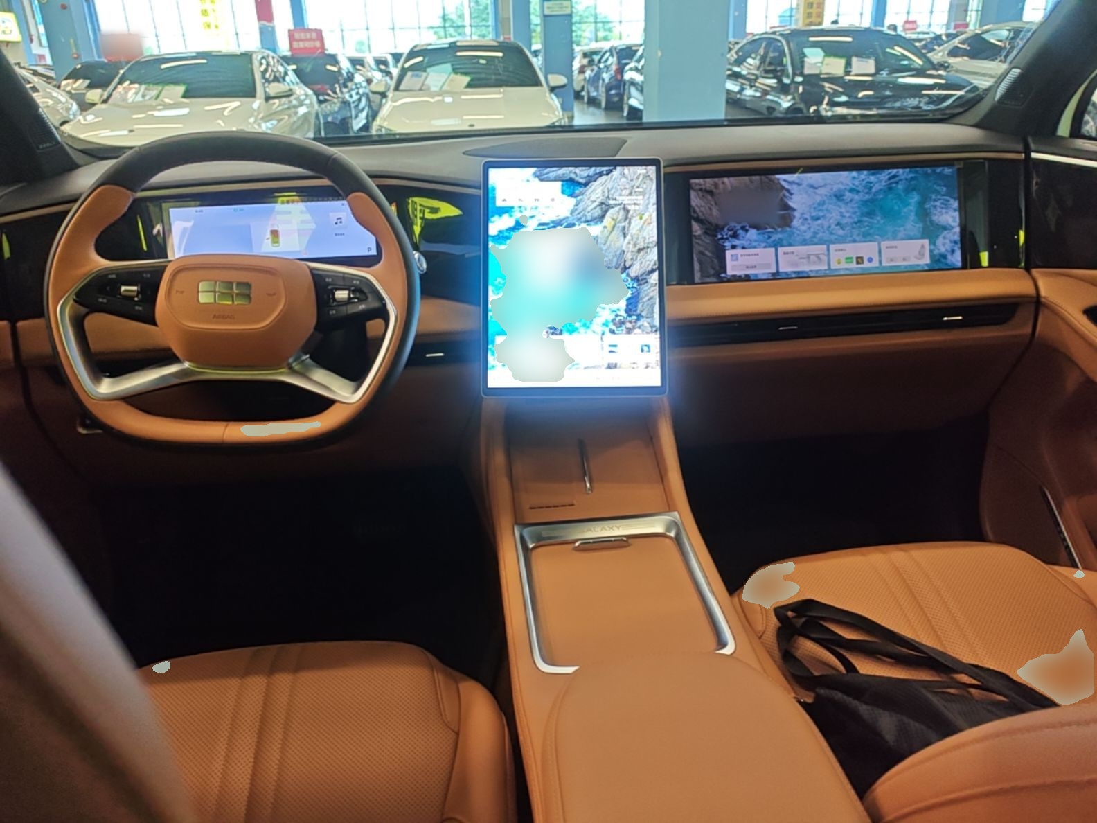 Geely Galaxy L7 2025 EM-i 115km Exploration Edition — снимка 12