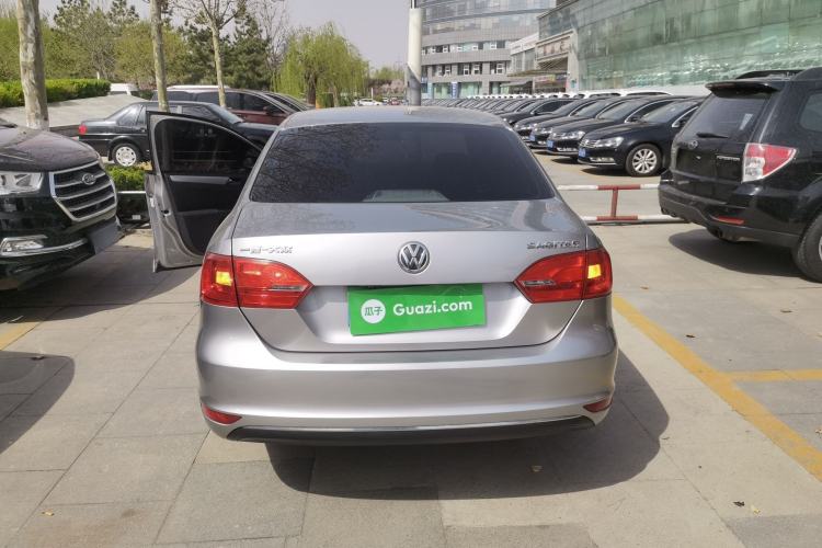 Used Volkswagen Sagitar 2012 1.6L Manual Comfort Model