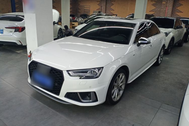 Used Audi A4L 2019 40 TFSI Fashion Edition China VI Emission Standard