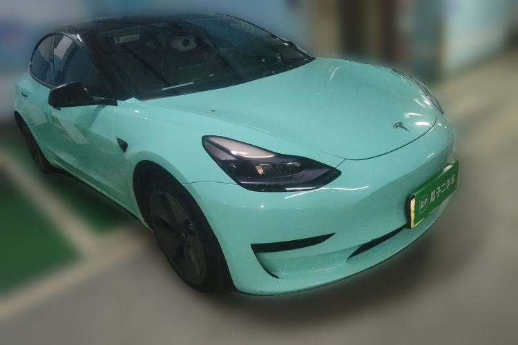 Used Tesla Model 3 2022 Rear-Wheel-Drive Version Front Right 45 Deg