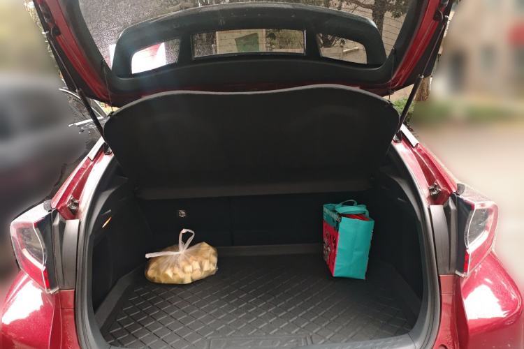 Used Toyota IZOA 2020 2.0L Yichi Version