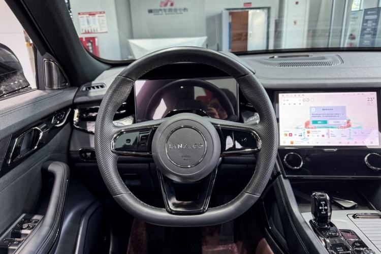 Used Lynk & Co 09 EM-P 2021 2.0T PHEV Halo Six-Seater