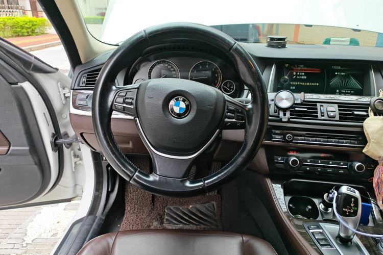 Used BMW 5 Series 2014 525Li Luxury Design Package