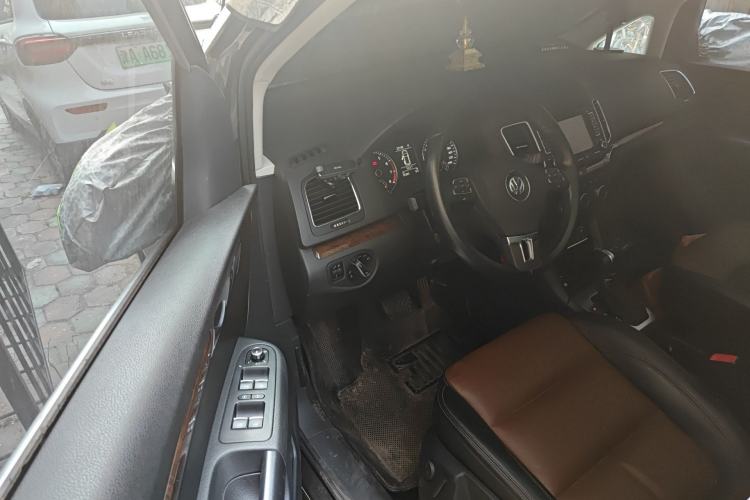 Used Volkswagen Sharan 2013 1.8TSI Comfort Model