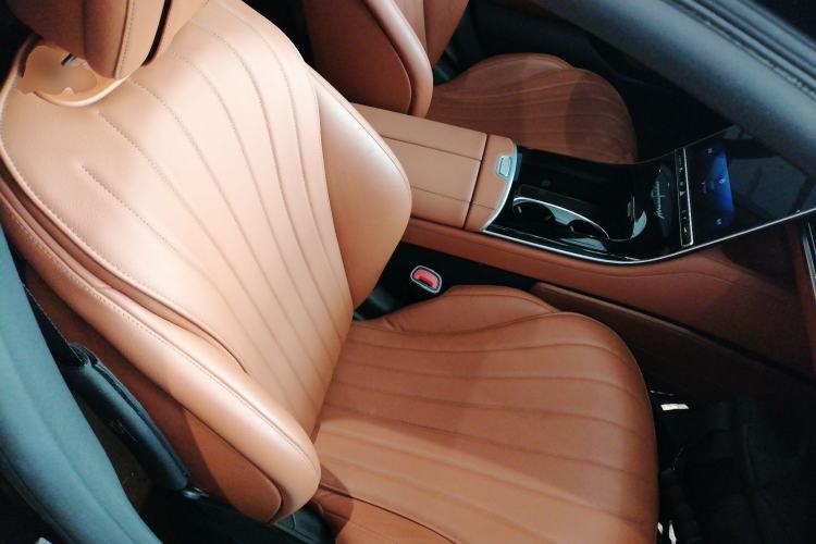 Used Mercedes-Benz S-Class 2023 S 400 L Business Model Right Front Seat