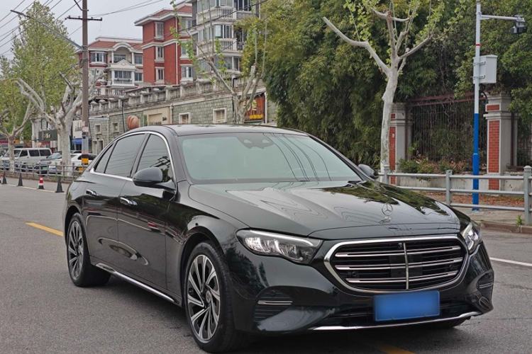 Used Mercedes-Benz E-Class 2024 E 300 L Luxury Model Exterior 8