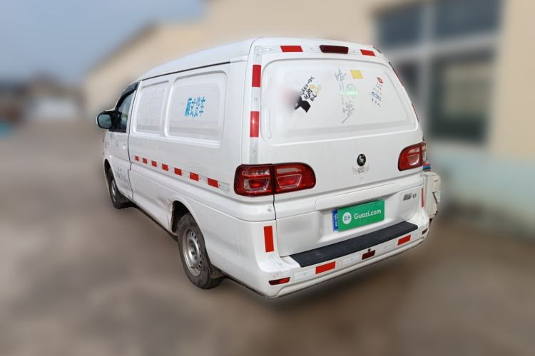 Used FORTHING Lingzhi 2023 V3 1.6L Base Model 2 Seats