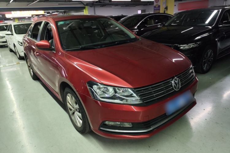 Used Volkswagen Lavida 2017 1.6L Automatic Comfort Edition Front Right 45 Deg