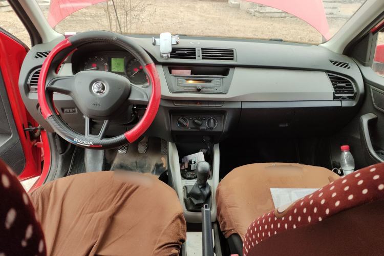 Used Skoda Fabia 2015 1.4L Manual Front-Wheel Drive Model
