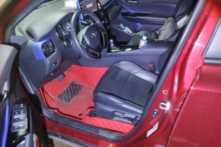 Used Toyota IZOA 2018 2.0L Yichi Edition China V Standard Left Front Seat