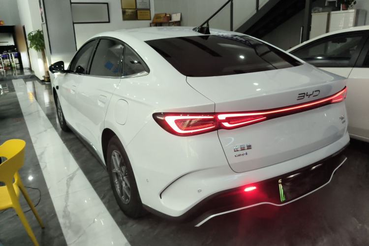 Used BYD Seal 06 New Energy 2025 DM-i Smart Drive 80KM Luxury Model Rear Left 45 Deg