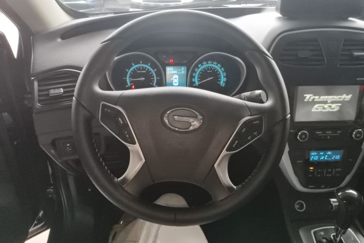 Used GAC Trumpchi GS5 2014 2.0L Automatic Two-Wheel Drive Anniversary Value Edition
