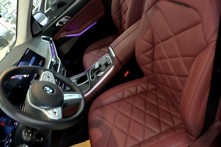 Used BMW X5 2023 xDrive 30Li Luxury M Sport Night Edition Package