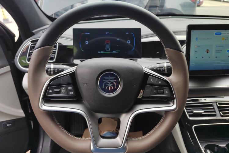 Used BYD Qin PLUS 2024 Honor Edition EV 420KM Leading Model
