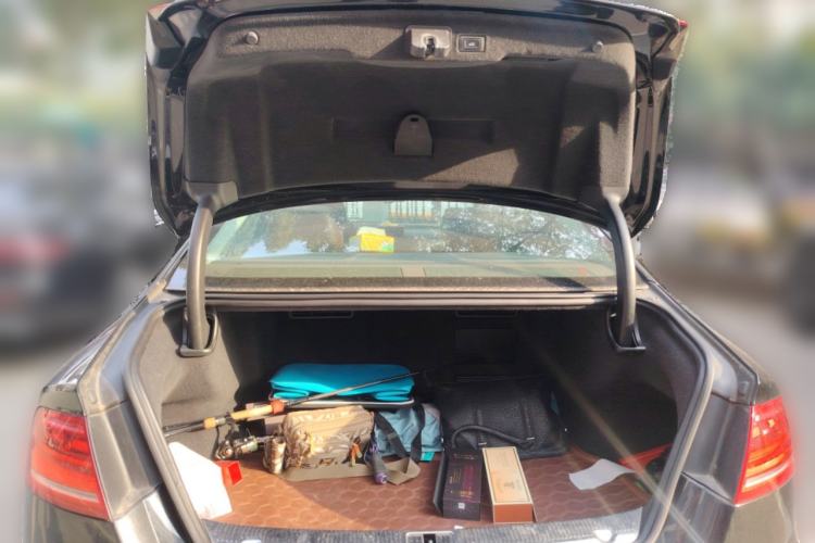 Used Audi A8 2013 A8L 45 TFSI quattro Comfort model
