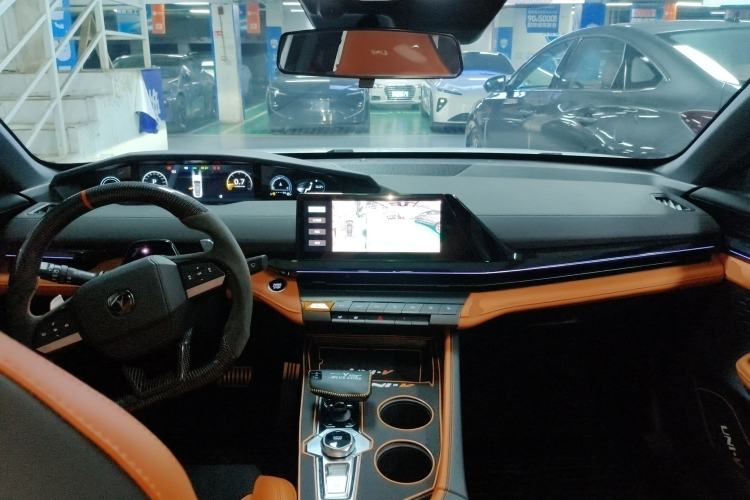 Used Changan UNI-V 2024 2.0T Classic Sport Edition