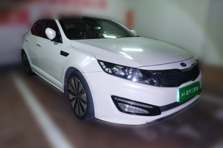 Used Kia K5 2012 2.0L Automatic DLX Front Right 45 Deg