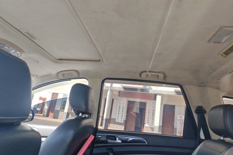 Used HYOSOW H3 2015 1.5L manual luxury version