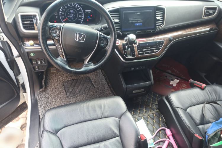 Used Honda Odyssey 2015 Updated Version 2.4L Smart Edition