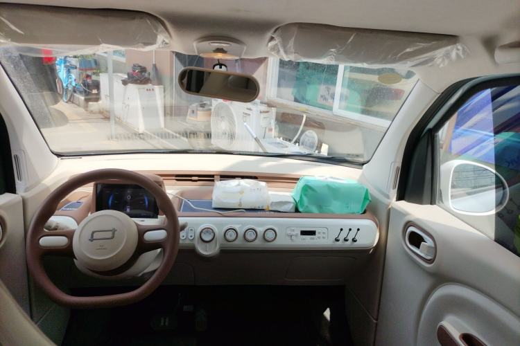 Used Bestune Pony 2025 222km Range Agile Horse Center Console