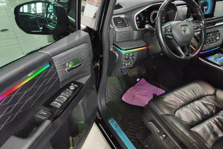 Used Honda Elysion 2024 2.0L eHEV Luxury Edition Driver Seat