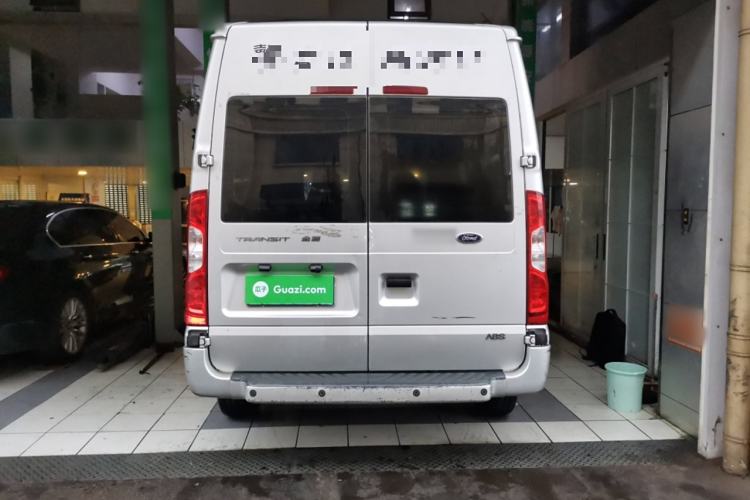 Used Ford Transit Custom 2016 2.2T Long-Wheelbase 6/7-Seater Mid-Roof Multi-Purpose Vehicle
