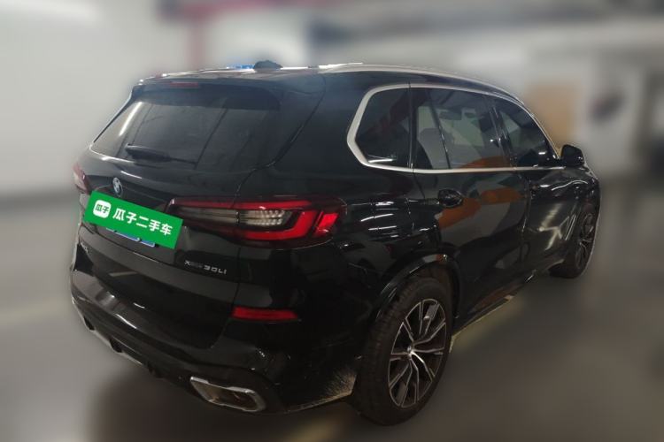 Used BMW X5 2022 Restyled xDrive 30Li Luxury Version M Sport Package Rear Right 45 Deg