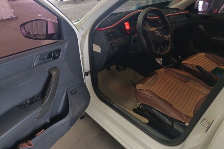 Used Volkswagen Santana 2016 1.6L Manual Fashion Edition
