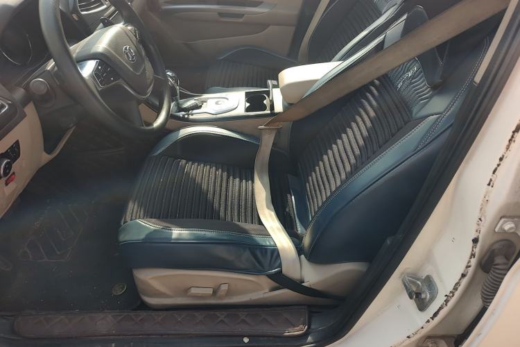 Used BAIC Senova D70 2013 2.0T Comfort Edition Left Front Seat
