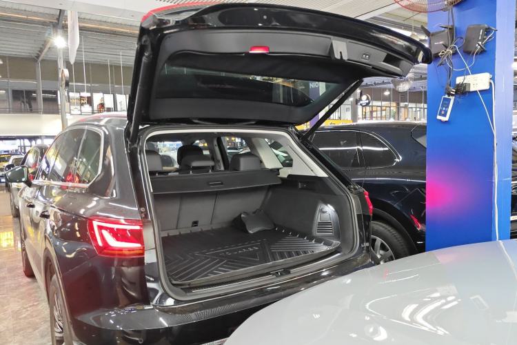 Used Volkswagen Touareg New Energy 2021 eHybrid
