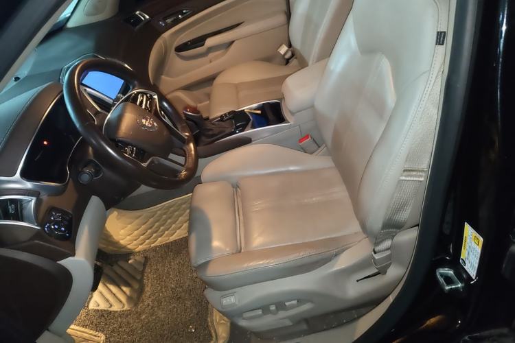 Used Cadillac SRX 2015 3.0L Elite Model
