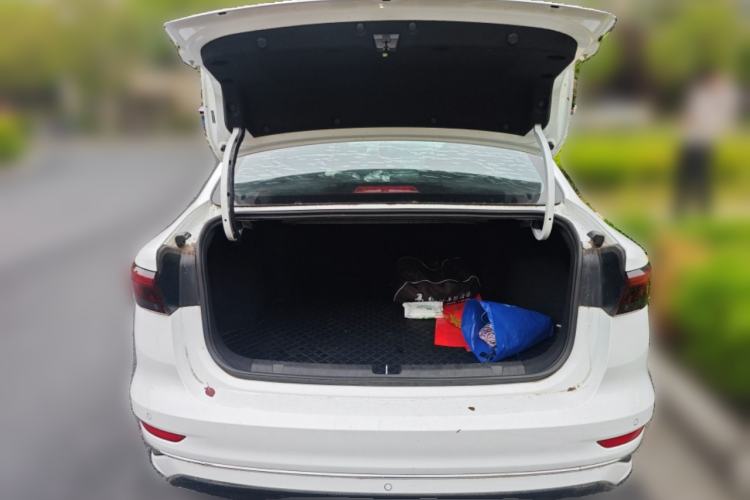 Used Geely Auto Emgrand 2022 4th Generation 1.5L CVT Luxury Model Trunk